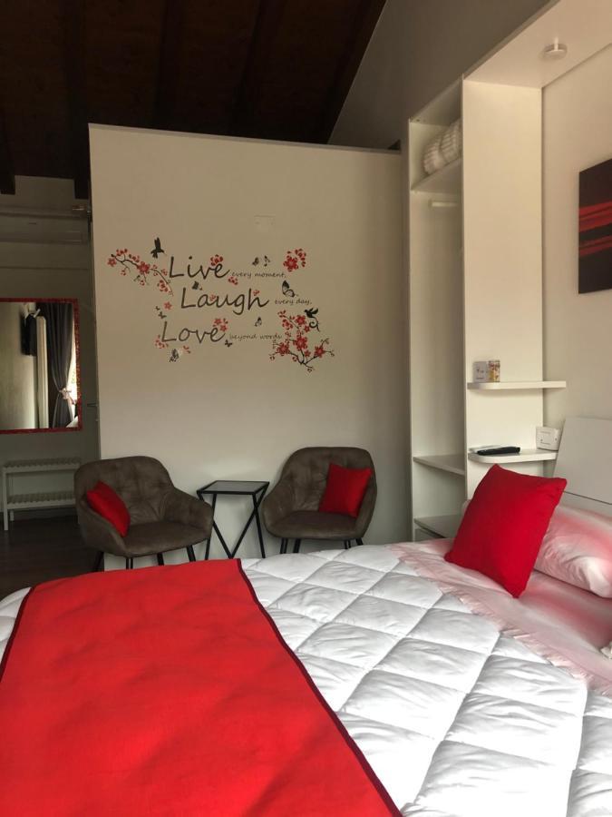 La Terrazza Sulle Vigne B&B Корте Франка Экстерьер фото