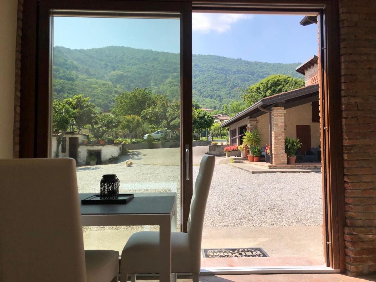 La Terrazza Sulle Vigne B&B Корте Франка Экстерьер фото