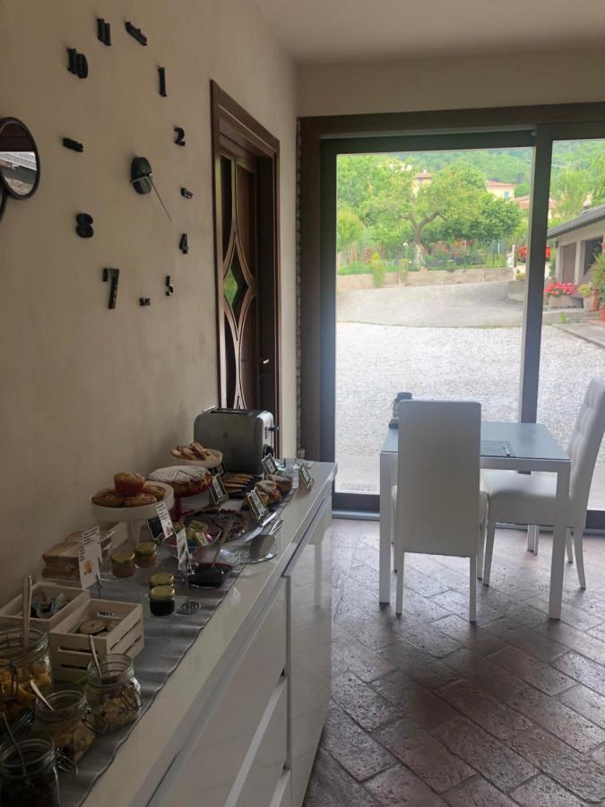 La Terrazza Sulle Vigne B&B Корте Франка Экстерьер фото