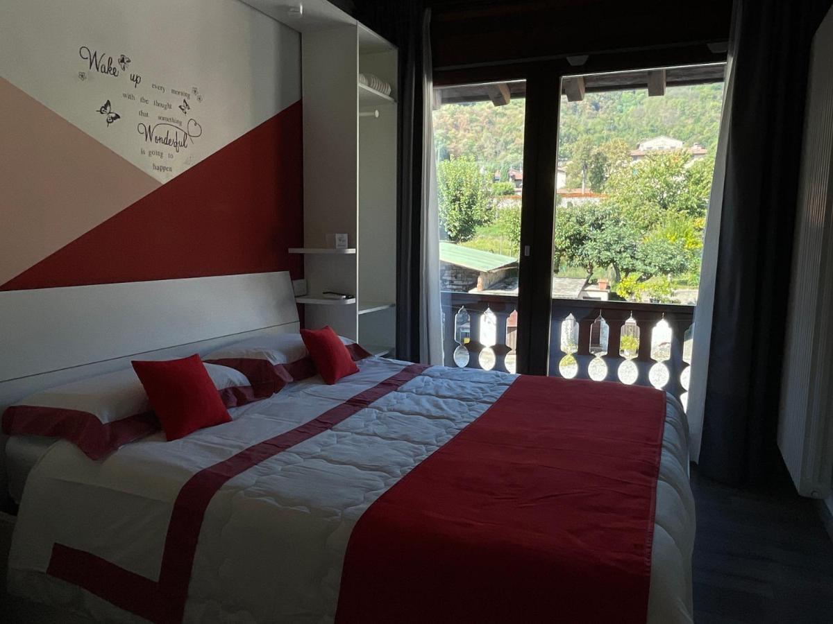 La Terrazza Sulle Vigne B&B Корте Франка Экстерьер фото