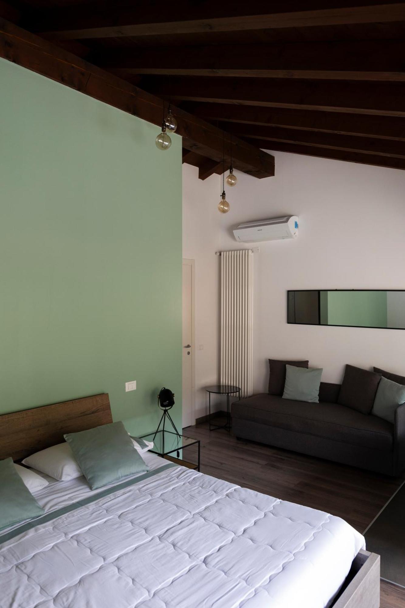 La Terrazza Sulle Vigne B&B Корте Франка Экстерьер фото