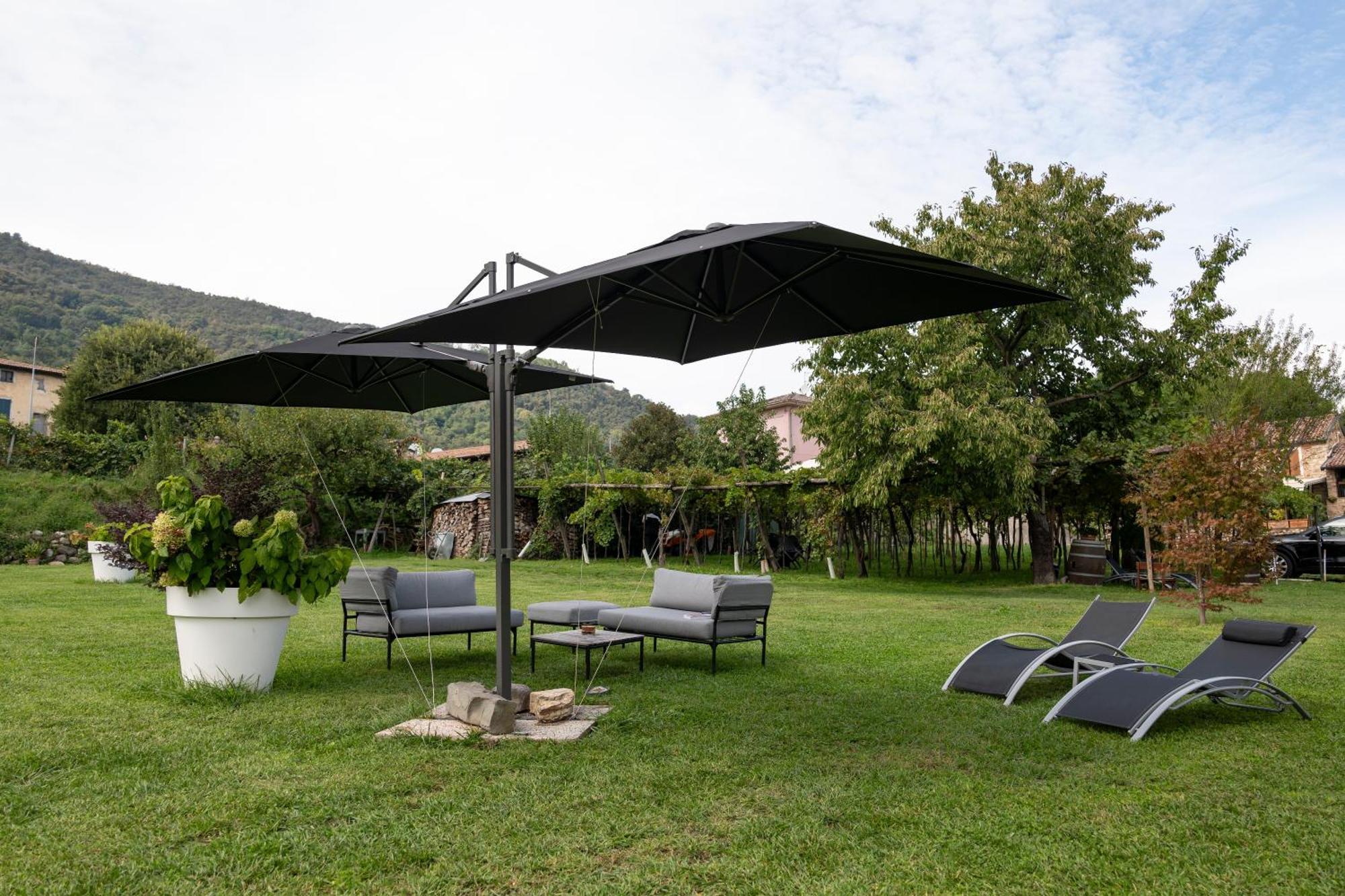 La Terrazza Sulle Vigne B&B Корте Франка Экстерьер фото