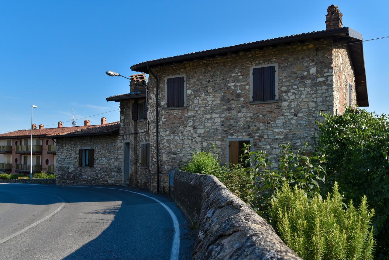 La Terrazza Sulle Vigne B&B Корте Франка Экстерьер фото